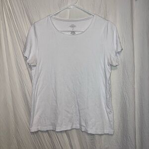 White Tshirt